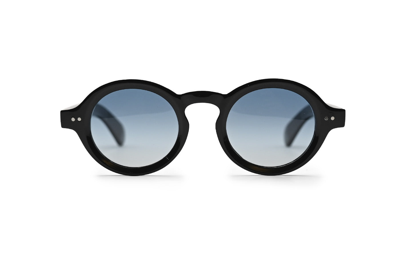 Aura Arctic Black