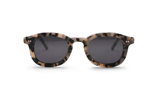 Valtra Jaco Gafas de Sol para Estilo Urbano | lentes de sol Valtra con diseño único | gafas de moda minimalista | accesorios Valtra con protección UV | gafas unisex modernas