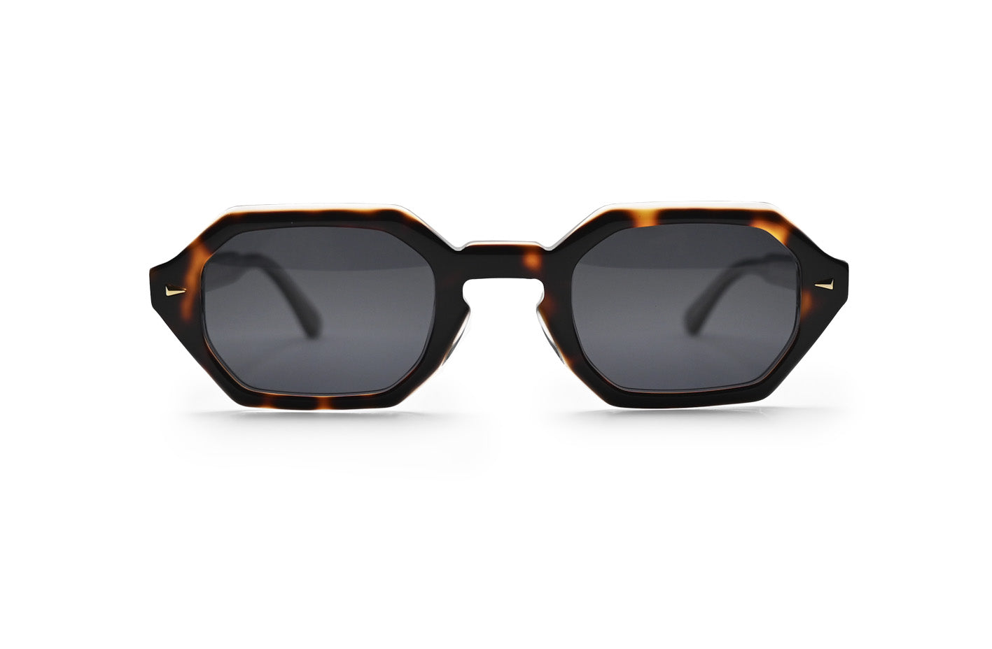 valtra zulu gafas de sol modernas | lentes de sol valtra edición limitada | gafas urbanas unisex con estilo | accesorios premium de moda | gafas de sol con protección uv
